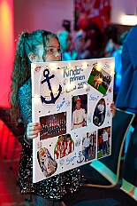 KiPri Kuer Steinhof 2026-01-04 05  Kinderprinzencrew wurde gekürt - Es gehört schon zur Tradition, das am Sonntag vor der Inthronisierung des Stadtprinzen, die Kürzung der Kinderprinzencrew statt findet. Diesmal der 4. Januar 2026 und es gab eine Premiere.  Im so genannten „Gürzenich“ von Duisburg, dem Steinhof in Huckingen, wurden Prinz Juls I., Prinzessin Aileen I. mit Hofmarschall Sami und Pagin Paula der Stadt Duisburg 2026 inthronisiert. : DVPJ, Toni I, Jules I., Prinz Karneval, Prinz, Prinzessin Aileen I., Hofmarschälle, Page, Pagen, Paginnen, HDK, Duisburg, Karneval, Helau, Tollität, Event, Session 2025, Session 2025, HDK Duisburg, Hauptausschuss, Hauptausschuss Karneval Duisburg, Duisburg ist echt