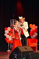 KiPri Kuer Steinhof 2026-01-04 10  Kinderprinzencrew wurde gekürt - Es gehört schon zur Tradition, das am Sonntag vor der Inthronisierung des Stadtprinzen, die Kürzung der Kinderprinzencrew statt findet. Diesmal der 4. Januar 2026 und es gab eine Premiere.  Im so genannten „Gürzenich“ von Duisburg, dem Steinhof in Huckingen, wurden Prinz Juls I., Prinzessin Aileen I. mit Hofmarschall Sami und Pagin Paula der Stadt Duisburg 2026 inthronisiert. : DVPJ, Toni I, Jules I., Prinz Karneval, Prinz, Prinzessin Aileen I., Hofmarschälle, Page, Pagen, Paginnen, HDK, Duisburg, Karneval, Helau, Tollität, Event, Session 2025, Session 2025, HDK Duisburg, Hauptausschuss, Hauptausschuss Karneval Duisburg, Duisburg ist echt