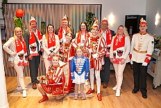 KiPri Kuer Steinhof 2026-01-04 22  Kinderprinzencrew wurde gekürt - Es gehört schon zur Tradition, das am Sonntag vor der Inthronisierung des Stadtprinzen, die Kürzung der Kinderprinzencrew statt findet. Diesmal der 4. Januar 2026 und es gab eine Premiere.  Im so genannten „Gürzenich“ von Duisburg, dem Steinhof in Huckingen, wurden Prinz Juls I., Prinzessin Aileen I. mit Hofmarschall Sami und Pagin Paula der Stadt Duisburg 2026 inthronisiert. : DVPJ, Toni I, Jules I., Prinz Karneval, Prinz, Prinzessin Aileen I., Hofmarschälle, Page, Pagen, Paginnen, HDK, Duisburg, Karneval, Helau, Tollität, Event, Session 2025, Session 2025, HDK Duisburg, Hauptausschuss, Hauptausschuss Karneval Duisburg, Duisburg ist echt