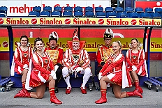 Ornat Shooting 2026-01-08 06  Shooting im Ornat - Die Spannung auf unsere Session steigt. Hier ein paar Impressionen vom Shooting mit unserer Steffi. Wir waren außer im Studio auch in der schauinsland Reisen Arena, dem WYNDHAM Hotel Duisburger Hof und dem Coupe 1900 im Duisburger Süden. : DVPJ, Toni I, Jules I., Prinz Karneval, Prinz, Prinzessin Aileen I., Hofmarschälle, Page, Pagen, Paginnen, HDK, Duisburg, Karneval, Helau, Tollität, Event, Session 2025, Session 2025, HDK Duisburg, Hauptausschuss, Hauptausschuss Karneval Duisburg, Duisburg ist echt