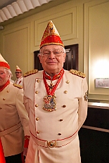 Kuerung Toni I 2026-01-10 009  Endlich Karnevalsprinz: Toni I. -  Am Samstag 10. Januar 2026 war es endlich soweit. Kürung se. Tollität Prinz Toni I., im Rahmen eines hochklassigen Galaabends in der ausverkauften Mercatorhalle in Duisburg. Ein stimmungsvoller Abend mit Show, Musik und Tanz. Vorab präsentierte sich die Prinzencrew 2026 im WYNDHAM Hotel Duisburger Hof der Leibgarde se. Tollität, die Prinzengarde der Stadt Duisburg. : DVPJ, Toni I, Jules I., Prinz Karneval, Prinz, Prinzessin Aileen I., Hofmarschälle, Page, Pagen, Paginnen, HDK, Duisburg, Karneval, Helau, Tollität, Event, Session 2025, Session 2025, HDK Duisburg, Hauptausschuss, Hauptausschuss Karneval Duisburg, Duisburg ist echt