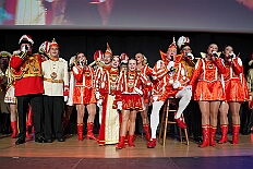 Kuerung Toni I 2026-01-10 064  Endlich Karnevalsprinz: Toni I. -  Am Samstag 10. Januar 2026 war es endlich soweit. Kürung se. Tollität Prinz Toni I., im Rahmen eines hochklassigen Galaabends in der ausverkauften Mercatorhalle in Duisburg. Ein stimmungsvoller Abend mit Show, Musik und Tanz. Vorab präsentierte sich die Prinzencrew 2026 im WYNDHAM Hotel Duisburger Hof der Leibgarde se. Tollität, die Prinzengarde der Stadt Duisburg. : DVPJ, Toni I, Jules I., Prinz Karneval, Prinz, Prinzessin Aileen I., Hofmarschälle, Page, Pagen, Paginnen, HDK, Duisburg, Karneval, Helau, Tollität, Event, Session 2025, Session 2025, HDK Duisburg, Hauptausschuss, Hauptausschuss Karneval Duisburg, Duisburg ist echt