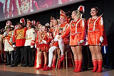 Kuerung Toni I 2026-01-10 065  Endlich Karnevalsprinz: Toni I. -  Am Samstag 10. Januar 2026 war es endlich soweit. Kürung se. Tollität Prinz Toni I., im Rahmen eines hochklassigen Galaabends in der ausverkauften Mercatorhalle in Duisburg. Ein stimmungsvoller Abend mit Show, Musik und Tanz. Vorab präsentierte sich die Prinzencrew 2026 im WYNDHAM Hotel Duisburger Hof der Leibgarde se. Tollität, die Prinzengarde der Stadt Duisburg. : DVPJ, Toni I, Jules I., Prinz Karneval, Prinz, Prinzessin Aileen I., Hofmarschälle, Page, Pagen, Paginnen, HDK, Duisburg, Karneval, Helau, Tollität, Event, Session 2025, Session 2025, HDK Duisburg, Hauptausschuss, Hauptausschuss Karneval Duisburg, Duisburg ist echt