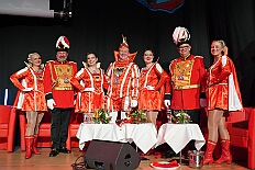 Kuerung Toni I 2026-01-10 073  Endlich Karnevalsprinz: Toni I. -  Am Samstag 10. Januar 2026 war es endlich soweit. Kürung se. Tollität Prinz Toni I., im Rahmen eines hochklassigen Galaabends in der ausverkauften Mercatorhalle in Duisburg. Ein stimmungsvoller Abend mit Show, Musik und Tanz. Vorab präsentierte sich die Prinzencrew 2026 im WYNDHAM Hotel Duisburger Hof der Leibgarde se. Tollität, die Prinzengarde der Stadt Duisburg. : DVPJ, Toni I, Jules I., Prinz Karneval, Prinz, Prinzessin Aileen I., Hofmarschälle, Page, Pagen, Paginnen, HDK, Duisburg, Karneval, Helau, Tollität, Event, Session 2025, Session 2025, HDK Duisburg, Hauptausschuss, Hauptausschuss Karneval Duisburg, Duisburg ist echt