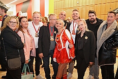 Kuerung Toni I 2026-01-10 105  Endlich Karnevalsprinz: Toni I. -  Am Samstag 10. Januar 2026 war es endlich soweit. Kürung se. Tollität Prinz Toni I., im Rahmen eines hochklassigen Galaabends in der ausverkauften Mercatorhalle in Duisburg. Ein stimmungsvoller Abend mit Show, Musik und Tanz. Vorab präsentierte sich die Prinzencrew 2026 im WYNDHAM Hotel Duisburger Hof der Leibgarde se. Tollität, die Prinzengarde der Stadt Duisburg. : DVPJ, Toni I, Jules I., Prinz Karneval, Prinz, Prinzessin Aileen I., Hofmarschälle, Page, Pagen, Paginnen, HDK, Duisburg, Karneval, Helau, Tollität, Event, Session 2025, Session 2025, HDK Duisburg, Hauptausschuss, Hauptausschuss Karneval Duisburg, Duisburg ist echt