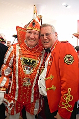 Kuerung Toni I 2026-01-10 127  Endlich Karnevalsprinz: Toni I. -  Am Samstag 10. Januar 2026 war es endlich soweit. Kürung se. Tollität Prinz Toni I., im Rahmen eines hochklassigen Galaabends in der ausverkauften Mercatorhalle in Duisburg. Ein stimmungsvoller Abend mit Show, Musik und Tanz. Vorab präsentierte sich die Prinzencrew 2026 im WYNDHAM Hotel Duisburger Hof der Leibgarde se. Tollität, die Prinzengarde der Stadt Duisburg. : DVPJ, Toni I, Jules I., Prinz Karneval, Prinz, Prinzessin Aileen I., Hofmarschälle, Page, Pagen, Paginnen, HDK, Duisburg, Karneval, Helau, Tollität, Event, Session 2025, Session 2025, HDK Duisburg, Hauptausschuss, Hauptausschuss Karneval Duisburg, Duisburg ist echt