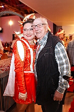 PrinzEmpf 2026- 01-11 028  Prinzenempfang 2026 - Seine Tollität Prinz Toni I. und seine Crew empfangen im Steinhof in Huckingen Sponsoren, den HDK-Förderkreis, Familie und Freunde. Zu Ihnen zählen auch Bastian I. und Steffen I., das Prinzenpaar der KGK aus Moers. Ihnen Allen wird ein lockeres Rahmenprogramm, gestaltet von Duisburger Garde- und Showtanzgruppen und natürlich beider Prinzencrews, geboten. : DVPJ, Toni I, Jules I., Prinz Karneval, Prinz, Prinzessin Aileen I., Hofmarschälle, Page, Pagen, Paginnen, HDK, Duisburg, Karneval, Helau, Tollität, Event, Session 2025, Session 2025, HDK Duisburg, Hauptausschuss, Hauptausschuss Karneval Duisburg, Duisburg ist echt