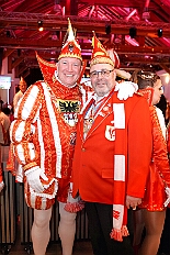 PrinzEmpf 2026- 01-11 035  Prinzenempfang 2026 - Seine Tollität Prinz Toni I. und seine Crew empfangen im Steinhof in Huckingen Sponsoren, den HDK-Förderkreis, Familie und Freunde. Zu Ihnen zählen auch Bastian I. und Steffen I., das Prinzenpaar der KGK aus Moers. Ihnen Allen wird ein lockeres Rahmenprogramm, gestaltet von Duisburger Garde- und Showtanzgruppen und natürlich beider Prinzencrews, geboten. : DVPJ, Toni I, Jules I., Prinz Karneval, Prinz, Prinzessin Aileen I., Hofmarschälle, Page, Pagen, Paginnen, HDK, Duisburg, Karneval, Helau, Tollität, Event, Session 2025, Session 2025, HDK Duisburg, Hauptausschuss, Hauptausschuss Karneval Duisburg, Duisburg ist echt