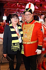 PrinzEmpf 2026- 01-11 036  Prinzenempfang 2026 - Seine Tollität Prinz Toni I. und seine Crew empfangen im Steinhof in Huckingen Sponsoren, den HDK-Förderkreis, Familie und Freunde. Zu Ihnen zählen auch Bastian I. und Steffen I., das Prinzenpaar der KGK aus Moers. Ihnen Allen wird ein lockeres Rahmenprogramm, gestaltet von Duisburger Garde- und Showtanzgruppen und natürlich beider Prinzencrews, geboten. : DVPJ, Toni I, Jules I., Prinz Karneval, Prinz, Prinzessin Aileen I., Hofmarschälle, Page, Pagen, Paginnen, HDK, Duisburg, Karneval, Helau, Tollität, Event, Session 2025, Session 2025, HDK Duisburg, Hauptausschuss, Hauptausschuss Karneval Duisburg, Duisburg ist echt