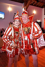 PrinzEmpf 2026- 01-11 038  Prinzenempfang 2026 - Seine Tollität Prinz Toni I. und seine Crew empfangen im Steinhof in Huckingen Sponsoren, den HDK-Förderkreis, Familie und Freunde. Zu Ihnen zählen auch Bastian I. und Steffen I., das Prinzenpaar der KGK aus Moers. Ihnen Allen wird ein lockeres Rahmenprogramm, gestaltet von Duisburger Garde- und Showtanzgruppen und natürlich beider Prinzencrews, geboten. : DVPJ, Toni I, Jules I., Prinz Karneval, Prinz, Prinzessin Aileen I., Hofmarschälle, Page, Pagen, Paginnen, HDK, Duisburg, Karneval, Helau, Tollität, Event, Session 2025, Session 2025, HDK Duisburg, Hauptausschuss, Hauptausschuss Karneval Duisburg, Duisburg ist echt