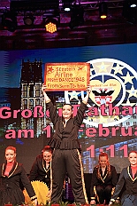PrinzEmpf 2026- 01-11 088  Prinzenempfang 2026 - Seine Tollität Prinz Toni I. und seine Crew empfangen im Steinhof in Huckingen Sponsoren, den HDK-Förderkreis, Familie und Freunde. Zu Ihnen zählen auch Bastian I. und Steffen I., das Prinzenpaar der KGK aus Moers. Ihnen Allen wird ein lockeres Rahmenprogramm, gestaltet von Duisburger Garde- und Showtanzgruppen und natürlich beider Prinzencrews, geboten. : DVPJ, Toni I, Jules I., Prinz Karneval, Prinz, Prinzessin Aileen I., Hofmarschälle, Page, Pagen, Paginnen, HDK, Duisburg, Karneval, Helau, Tollität, Event, Session 2025, Session 2025, HDK Duisburg, Hauptausschuss, Hauptausschuss Karneval Duisburg, Duisburg ist echt
