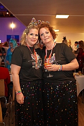 Jeck unter Strom 2026- 01-28 14  Jeck unter Strom 2026 - Mittwoch Abend war es wieder so weit, zum dritten Mal hieß es im Kultur- und Bürgerzentrum Duisburg-Süd Steinhof Huckingen e.V. , „Jeck unter Strom“. Duisburg rief, Köln kam. Aber wir haben unser Duisburg hervorragend vertreten. : DVPJ, Toni I, Jules I., Prinz Karneval, Prinz, Prinzessin Aileen I., Hofmarschälle, Page, Pagen, Paginnen, HDK, Duisburg, Karneval, Helau, Tollität, Event, Session 2025, Session 2025, HDK Duisburg, Hauptausschuss, Hauptausschuss Karneval Duisburg, Duisburg ist echt