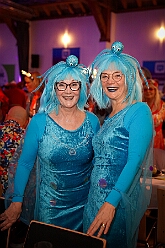 Jeck unter Strom 2026- 01-28 15  Jeck unter Strom 2026 - Mittwoch Abend war es wieder so weit, zum dritten Mal hieß es im Kultur- und Bürgerzentrum Duisburg-Süd Steinhof Huckingen e.V. , „Jeck unter Strom“. Duisburg rief, Köln kam. Aber wir haben unser Duisburg hervorragend vertreten. : DVPJ, Toni I, Jules I., Prinz Karneval, Prinz, Prinzessin Aileen I., Hofmarschälle, Page, Pagen, Paginnen, HDK, Duisburg, Karneval, Helau, Tollität, Event, Session 2025, Session 2025, HDK Duisburg, Hauptausschuss, Hauptausschuss Karneval Duisburg, Duisburg ist echt