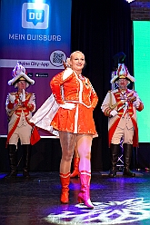 Jeck unter Strom 2026- 01-28 26  Jeck unter Strom 2026 - Mittwoch Abend war es wieder so weit, zum dritten Mal hieß es im Kultur- und Bürgerzentrum Duisburg-Süd Steinhof Huckingen e.V. , „Jeck unter Strom“. Duisburg rief, Köln kam. Aber wir haben unser Duisburg hervorragend vertreten. : DVPJ, Toni I, Jules I., Prinz Karneval, Prinz, Prinzessin Aileen I., Hofmarschälle, Page, Pagen, Paginnen, HDK, Duisburg, Karneval, Helau, Tollität, Event, Session 2025, Session 2025, HDK Duisburg, Hauptausschuss, Hauptausschuss Karneval Duisburg, Duisburg ist echt