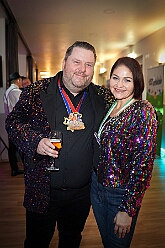 Jeck unter Strom 2026- 01-28 39  Jeck unter Strom 2026 - Mittwoch Abend war es wieder so weit, zum dritten Mal hieß es im Kultur- und Bürgerzentrum Duisburg-Süd Steinhof Huckingen e.V. , „Jeck unter Strom“. Duisburg rief, Köln kam. Aber wir haben unser Duisburg hervorragend vertreten. : DVPJ, Toni I, Jules I., Prinz Karneval, Prinz, Prinzessin Aileen I., Hofmarschälle, Page, Pagen, Paginnen, HDK, Duisburg, Karneval, Helau, Tollität, Event, Session 2025, Session 2025, HDK Duisburg, Hauptausschuss, Hauptausschuss Karneval Duisburg, Duisburg ist echt