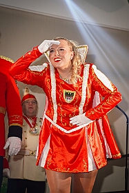 02 Damenp MarxlJecken 2026-01-30 04  Tour-Tag, 30. Januar - An diesem Freitagmorgen hatte das Bezirksamt in Meiderich zum Prinzenempfang gebeten. Am Abend ging es dann weiter bei der „Damenparty“ der Marloher Jecken in Fahrn. Von dort in die „Eventloction BUDDY´S“ in Meiderich. Hier gab es eine Karnevalsparty mit DJ Holger, der ehemaligen Tollität Holger II. von  2025. Zum Abschluss waren wir Gäste beim „Ritterschmaus“ der KG Weiss-Grün in Ruhrort. : DVPJ, Toni I, Jules I., Prinz Karneval, Prinz, Prinzessin Aileen I., Hofmarschälle, Page, Pagen, Paginnen, HDK, Duisburg, Karneval, Helau, Tollität, Event, Session 2025, Session 2025, HDK Duisburg, Hauptausschuss, Hauptausschuss Karneval Duisburg, Duisburg ist echt