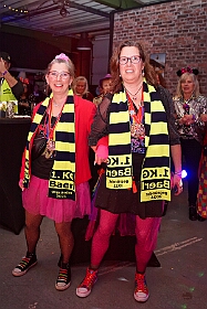 03 Karnevalsp Buddys 2026-01-30 09  Tour-Tag, 30. Januar - An diesem Freitagmorgen hatte das Bezirksamt in Meiderich zum Prinzenempfang gebeten. Am Abend ging es dann weiter bei der „Damenparty“ der Marloher Jecken in Fahrn. Von dort in die „Eventloction BUDDY´S“ in Meiderich. Hier gab es eine Karnevalsparty mit DJ Holger, der ehemaligen Tollität Holger II. von  2025. Zum Abschluss waren wir Gäste beim „Ritterschmaus“ der KG Weiss-Grün in Ruhrort. : DVPJ, Toni I, Jules I., Prinz Karneval, Prinz, Prinzessin Aileen I., Hofmarschälle, Page, Pagen, Paginnen, HDK, Duisburg, Karneval, Helau, Tollität, Event, Session 2025, Session 2025, HDK Duisburg, Hauptausschuss, Hauptausschuss Karneval Duisburg, Duisburg ist echt