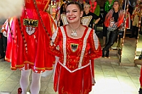 05 Tanztee SPD Coupre1900 2026-02-01 17  Tour-Tag, 1. Februar - Im Intercity Hotel feierten die Roten Funken ihr 77-jähriges Bestehen an diesem Sonntagmorgen, auch wir gratulierten. Auf zum Heimspiel für unsere Christin hieß es danach, dies bei der Damensitzung der » Blauen Jungs «. Eine große Kinderschar erwartete uns dann im Steinhof. Die Musketiere hielten dort ihre Kindersitzung ab. In die Rheinhausenhall führte uns dann der nächste Termin, Damensitzung von Rot-Weiß. Zum Schluß erwartete und die SPD Großenbaum/Rahm bei ihrem „Tanztee“ in unserem Stadquartier, dem Coupe 1900. : DVPJ, Toni I, Jules I., Prinz Karneval, Prinz, Prinzessin Aileen I., Hofmarschälle, Page, Pagen, Paginnen, HDK, Duisburg, Karneval, Helau, Tollität, Event, Session 2025, Session 2025, HDK Duisburg, Hauptausschuss, Hauptausschuss Karneval Duisburg, Duisburg ist echt