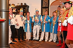 Prinzentref KoenigBrau 2026- 02-02 37  Prinzentreffen in der Brauerei - Auf Initiative von Tobias Ostermann, Verkaufsleiter Ruhrgebiet, und HDK Präsident Michel Jansen lud die König Brauerei in Kooperation mit dem HDK zum Prinzentreffen in den Theodor-König-Keller auf dem Gelände der König Brauerei. Dieser spontanen Einladung folgten die Tollitäten aus Essen, Oberhausen und Moers. Prinz Toni I. erwies sich als sympathischer Co-Gastgeber bei diesem unterhaltsamen Abend. : DVPJ, Toni I, Jules I., Prinz Karneval, Prinz, Prinzessin Aileen I., Hofmarschälle, Page, Pagen, Paginnen, HDK, Duisburg, Karneval, Helau, Tollität, Event, Session 2025, Session 2025, HDK Duisburg, Hauptausschuss, Hauptausschuss Karneval Duisburg, Duisburg ist echt