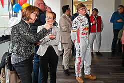 Empfang Berzirk Sued 2026- 02-03 03  Prinzenempfang - Am Dienstag war Premiere im Bezirksamt Süd an der Sittartsberger Allee. Natürlich kam nicht nur der Stadtprinz, Toni I., sondern auch Bernd II. mit Prinzessin Gabi der KG Südstern, die seit 75 Jahren als Prinzenpaar in Serm regieren. : DVPJ, Toni I, Jules I., Prinz Karneval, Prinz, Prinzessin Aileen I., Hofmarschälle, Page, Pagen, Paginnen, HDK, Duisburg, Karneval, Helau, Tollität, Event, Session 2025, Session 2025, HDK Duisburg, Hauptausschuss, Hauptausschuss Karneval Duisburg, Duisburg ist echt