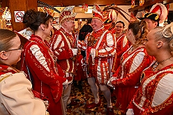 Wagenbauessen 2026- 02-05 15  Wagenbauessen - Ganz traditionell fand eine Woche vor Altweiber das Wagenessen der Sermer Wagenbauer in der Gaststätte „Viet“ statt. Nach dem herzlichen Empfang durch se. Tollität Prinz Bernd II. mit Prinzessin Gabi gab es auch einen kurzen Besuch in der Wagenhalle. : DVPJ, Toni I, Jules I., Prinz Karneval, Prinz, Prinzessin Aileen I., Hofmarschälle, Page, Pagen, Paginnen, HDK, Duisburg, Karneval, Helau, Tollität, Event, Session 2025, Session 2025, HDK Duisburg, Hauptausschuss, Hauptausschuss Karneval Duisburg, Duisburg ist echt