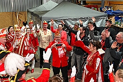 Wagenbauessen 2026- 02-05 32  Wagenbauessen - Ganz traditionell fand eine Woche vor Altweiber das Wagenessen der Sermer Wagenbauer in der Gaststätte „Viet“ statt. Nach dem herzlichen Empfang durch se. Tollität Prinz Bernd II. mit Prinzessin Gabi gab es auch einen kurzen Besuch in der Wagenhalle. : DVPJ, Toni I, Jules I., Prinz Karneval, Prinz, Prinzessin Aileen I., Hofmarschälle, Page, Pagen, Paginnen, HDK, Duisburg, Karneval, Helau, Tollität, Event, Session 2025, Session 2025, HDK Duisburg, Hauptausschuss, Hauptausschuss Karneval Duisburg, Duisburg ist echt