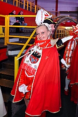 01 KarnevalOnIce 2026-02-06 03  Tour-Tag, 6. Februar - Am frühen Freitagabend hieß es in der „alleato Arena“ zum 4. Mal „Karneval on Ice“ . Eion (Spaß)Eishockeyspiel der Teams Karneval vs. Stadt Duisburg endete 10:10. Danach ging es in die Glückaufhalle nach Homberg, Herrensitzung der „Narrenzunft“. Zurück im Süden zur Ehrengarde, diese hatte den „Großen Orden“, im „Landgasthof Schenke“, an Joachim Loosen verliehen. Abschluss des Abends war dann im „Männerhort“ bei Klaus Bodzian. : DVPJ, Toni I, Jules I., Prinz Karneval, Prinz, Prinzessin Aileen I., Hofmarschälle, Page, Pagen, Paginnen, HDK, Duisburg, Karneval, Helau, Tollität, Event, Session 2025, Session 2025, HDK Duisburg, Hauptausschuss, Hauptausschuss Karneval Duisburg, Duisburg ist echt