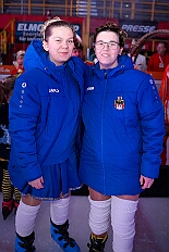 01 KarnevalOnIce 2026-02-06 12  Tour-Tag, 6. Februar - Am frühen Freitagabend hieß es in der „alleato Arena“ zum 4. Mal „Karneval on Ice“ . Eion (Spaß)Eishockeyspiel der Teams Karneval vs. Stadt Duisburg endete 10:10. Danach ging es in die Glückaufhalle nach Homberg, Herrensitzung der „Narrenzunft“. Zurück im Süden zur Ehrengarde, diese hatte den „Großen Orden“, im „Landgasthof Schenke“, an Joachim Loosen verliehen. Abschluss des Abends war dann im „Männerhort“ bei Klaus Bodzian. : DVPJ, Toni I, Jules I., Prinz Karneval, Prinz, Prinzessin Aileen I., Hofmarschälle, Page, Pagen, Paginnen, HDK, Duisburg, Karneval, Helau, Tollität, Event, Session 2025, Session 2025, HDK Duisburg, Hauptausschuss, Hauptausschuss Karneval Duisburg, Duisburg ist echt