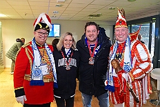 06 MSV Spiel 2026-02-08 07  Tour-Tag, 8. Februar -Start war an diesem Sonntag mit der Herrensitzung der Rot-Weißen aus Hamborn im Abteikeller. Danach wurde uns  eine Spende für den neuen Inklusions-Bus vom Meidericher Hilfswerk e.V. übergeben. Weiter zur Herrensitzung  der » Blauen Jungs « an gewohnter Stätte. Zur Stärkung zwischendurch war dann das Grünkohlessen von Bienen Lindner im „Langgasthof Schenke“. Nach einem Besuch in unserem Standquartier, UT_Ungelsheimer Treff“, waren wir beim 4:2 des MSV vs. Verl in der schauinsland-reisen Arena. : DVPJ, Toni I, Jules I., Prinz Karneval, Prinz, Prinzessin Aileen I., Hofmarschälle, Page, Pagen, Paginnen, HDK, Duisburg, Karneval, Helau, Tollität, Event, Session 2025, Session 2025, HDK Duisburg, Hauptausschuss, Hauptausschuss Karneval Duisburg, Duisburg ist echt