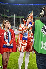 06 MSV Spiel 2026-02-08 15  Tour-Tag, 8. Februar -Start war an diesem Sonntag mit der Herrensitzung der Rot-Weißen aus Hamborn im Abteikeller. Danach wurde uns  eine Spende für den neuen Inklusions-Bus vom Meidericher Hilfswerk e.V. übergeben. Weiter zur Herrensitzung  der » Blauen Jungs « an gewohnter Stätte. Zur Stärkung zwischendurch war dann das Grünkohlessen von Bienen Lindner im „Langgasthof Schenke“. Nach einem Besuch in unserem Standquartier, UT_Ungelsheimer Treff“, waren wir beim 4:2 des MSV vs. Verl in der schauinsland-reisen Arena. : DVPJ, Toni I, Jules I., Prinz Karneval, Prinz, Prinzessin Aileen I., Hofmarschälle, Page, Pagen, Paginnen, HDK, Duisburg, Karneval, Helau, Tollität, Event, Session 2025, Session 2025, HDK Duisburg, Hauptausschuss, Hauptausschuss Karneval Duisburg, Duisburg ist echt