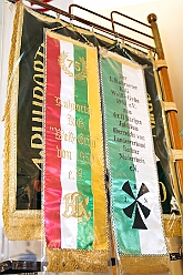 03 Senatoren WG Ruhrort 20206-02-09 02  Tour-Tag, 9. Februar - Mittags stand der Empfang bei Prinzencrew beim WDR auf dem Programm, herzlich begrüßt durch „Manni“. Dann einmal Seniorenkarneval an der Zechenstraße in Homberg. Zum guten Schluß dann das Senatorenessen im Binnschiffahrtsmuseum der KG Weiß-Grün Ruhrort. : DVPJ, Toni I, Jules I., Prinz Karneval, Prinz, Prinzessin Aileen I., Hofmarschälle, Page, Pagen, Paginnen, HDK, Duisburg, Karneval, Helau, Tollität, Event, Session 2025, Session 2025, HDK Duisburg, Hauptausschuss, Hauptausschuss Karneval Duisburg, Duisburg ist echt