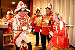 02 Prinzenempf RoteFunken 2026-02-10 04  Wagenweihe und Prinzenempfang - In Moers waren wir an diesem Abend Gäste der Wagebweihe der Tollitäten des KGK, Bastian I. und Steffen I. Im IntercityHotel empfingen die Roten Funken, nicht wie gewohnt am Mittwoch vor Altweiber, die Duisburger Prinzencrews. : DVPJ, Toni I, Jules I., Prinz Karneval, Prinz, Prinzessin Aileen I., Hofmarschälle, Page, Pagen, Paginnen, HDK, Duisburg, Karneval, Helau, Tollität, Event, Session 2025, Session 2025, HDK Duisburg, Hauptausschuss, Hauptausschuss Karneval Duisburg, Duisburg ist echt