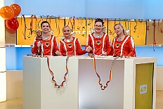 03 Studio 47 2026-02-11 03  Tour-Tag, 11. Februar - An diesem Mittwoch hatten wir2 Termine mit der Kinderprinzencrew zusammen, einmal den Rathausempfang in Rheinhausen und das Wiegen bei der DEKRA. Nach dem Besuch im Studio 47 ging es in den Steinhof zum Abend für den Bürger des Jahres. : DVPJ, Toni I, Jules I., Prinz Karneval, Prinz, Prinzessin Aileen I., Hofmarschälle, Page, Pagen, Paginnen, HDK, Duisburg, Karneval, Helau, Tollität, Event, Session 2025, Session 2025, HDK Duisburg, Hauptausschuss, Hauptausschuss Karneval Duisburg, Duisburg ist echt