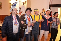 09 Nordevereine Ratskeller 2026-02-12 06  Alweiber-Tour, 12. Februar - Eine karnevalistische „Stadtrundfahrt“ an diesem veregneten Donnerstag. : DVPJ, Toni I, Jules I., Prinz Karneval, Prinz, Prinzessin Aileen I., Hofmarschälle, Page, Pagen, Paginnen, HDK, Duisburg, Karneval, Helau, Tollität, Event, Session 2025, Session 2025, HDK Duisburg, Hauptausschuss, Hauptausschuss Karneval Duisburg, Duisburg ist echt