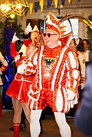 11 Altweiber KG Baerl 2026-02-12 03  Alweiber-Tour, 12. Februar - Eine karnevalistische „Stadtrundfahrt“ an diesem veregneten Donnerstag. : DVPJ, Toni I, Jules I., Prinz Karneval, Prinz, Prinzessin Aileen I., Hofmarschälle, Page, Pagen, Paginnen, HDK, Duisburg, Karneval, Helau, Tollität, Event, Session 2025, Session 2025, HDK Duisburg, Hauptausschuss, Hauptausschuss Karneval Duisburg, Duisburg ist echt