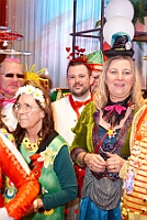 16 IntercityHotel Altweiberp 2026-02-12 111  Alweiber-Tour, 12. Februar - Eine karnevalistische „Stadtrundfahrt“ an diesem veregneten Donnerstag. : DVPJ, Toni I, Jules I., Prinz Karneval, Prinz, Prinzessin Aileen I., Hofmarschälle, Page, Pagen, Paginnen, HDK, Duisburg, Karneval, Helau, Tollität, Event, Session 2025, Session 2025, HDK Duisburg, Hauptausschuss, Hauptausschuss Karneval Duisburg, Duisburg ist echt