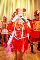 16 IntercityHotel Altweiberp 2026-02-12 114  Alweiber-Tour, 12. Februar - Eine karnevalistische „Stadtrundfahrt“ an diesem veregneten Donnerstag. : DVPJ, Toni I, Jules I., Prinz Karneval, Prinz, Prinzessin Aileen I., Hofmarschälle, Page, Pagen, Paginnen, HDK, Duisburg, Karneval, Helau, Tollität, Event, Session 2025, Session 2025, HDK Duisburg, Hauptausschuss, Hauptausschuss Karneval Duisburg, Duisburg ist echt