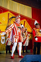 02 KarnParty RG Laar 2026-02-13 03  Tour-Tag, 13. Februar - Wir begannen den Freitagabend mit dem Kneipenkarneval im „Hultschiner Stübchen“ in Wanheimerort. Dann folgten die Karnevalsparty der der Rotgoldenen in Laar und der Klostersturm der Abteifrauen in Hamborn. Danach dann zur Kostümparty des SZ der Prinzengatde. Zum Abschluss dann  2 Termine in Serm, einmal zu den Amazonen und einmal bei der dortigen Prinzengarde. : DVPJ, Toni I, Jules I., Prinz Karneval, Prinz, Prinzessin Aileen I., Hofmarschälle, Page, Pagen, Paginnen, HDK, Duisburg, Karneval, Helau, Tollität, Event, Session 2025, Session 2025, HDK Duisburg, Hauptausschuss, Hauptausschuss Karneval Duisburg, Duisburg ist echt