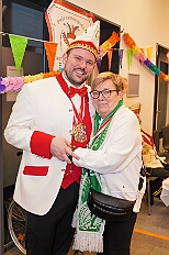 02 Kinderkarnevalszug 2026-02-14 02  Am Nelkensamstag, 14. Februar - Nach dem Wecken der Kinderprinezcrew, dem Besuch des Kinderkarnevalszugs in Hamborm und des Biwaks der Ehrengarde mit der Bürgergarde vor dem Forum, standen dann die letzten Saalveranstaltungen am Abend auf dem Programm. Wir bedanken uns nochmals für die tollen Geschenke die wir dort erhalten haben. : DVPJ, Toni I, Jules I., Prinz Karneval, Prinz, Prinzessin Aileen I., Hofmarschälle, Page, Pagen, Paginnen, HDK, Duisburg, Karneval, Helau, Tollität, Event, Session 2025, Session 2025, HDK Duisburg, Hauptausschuss, Hauptausschuss Karneval Duisburg, Duisburg ist echt