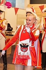 02 Kinderkarnevalszug 2026-02-14 09  Am Nelkensamstag, 14. Februar - Nach dem Wecken der Kinderprinezcrew, dem Besuch des Kinderkarnevalszugs in Hamborm und des Biwaks der Ehrengarde mit der Bürgergarde vor dem Forum, standen dann die letzten Saalveranstaltungen am Abend auf dem Programm. Wir bedanken uns nochmals für die tollen Geschenke die wir dort erhalten haben. : DVPJ, Toni I, Jules I., Prinz Karneval, Prinz, Prinzessin Aileen I., Hofmarschälle, Page, Pagen, Paginnen, HDK, Duisburg, Karneval, Helau, Tollität, Event, Session 2025, Session 2025, HDK Duisburg, Hauptausschuss, Hauptausschuss Karneval Duisburg, Duisburg ist echt