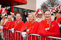 02 Kinderkarnevalszug 2026-02-14 18  Am Nelkensamstag, 14. Februar - Nach dem Wecken der Kinderprinezcrew, dem Besuch des Kinderkarnevalszugs in Hamborm und des Biwaks der Ehrengarde mit der Bürgergarde vor dem Forum, standen dann die letzten Saalveranstaltungen am Abend auf dem Programm. Wir bedanken uns nochmals für die tollen Geschenke die wir dort erhalten haben. : DVPJ, Toni I, Jules I., Prinz Karneval, Prinz, Prinzessin Aileen I., Hofmarschälle, Page, Pagen, Paginnen, HDK, Duisburg, Karneval, Helau, Tollität, Event, Session 2025, Session 2025, HDK Duisburg, Hauptausschuss, Hauptausschuss Karneval Duisburg, Duisburg ist echt