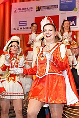 09 Narrenkarrussel Serm 2026-02-14 15  Am Nelkensamstag, 14. Februar - Nach dem Wecken der Kinderprinezcrew, dem Besuch des Kinderkarnevalszugs in Hamborm und des Biwaks der Ehrengarde mit der Bürgergarde vor dem Forum, standen dann die letzten Saalveranstaltungen am Abend auf dem Programm. Wir bedanken uns nochmals für die tollen Geschenke die wir dort erhalten haben. : DVPJ, Toni I, Jules I., Prinz Karneval, Prinz, Prinzessin Aileen I., Hofmarschälle, Page, Pagen, Paginnen, HDK, Duisburg, Karneval, Helau, Tollität, Event, Session 2025, Session 2025, HDK Duisburg, Hauptausschuss, Hauptausschuss Karneval Duisburg, Duisburg ist echt