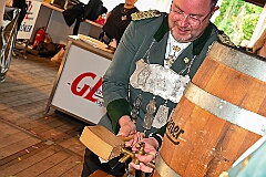 02 Schuetzen Grossenbaum 2026- 05-23 23  Schützenfeste in DU-SÜD - Pfingstsamstag 2026. Bei strahlendem Sonnenschein besuchten wir das Königs- und Prinzenschießen der St. Sebastianus Schützenbruderschaft Mündelheim / Ehingen 1712 e.V. im Ehinger Wäldchen. Danach waren wir dann Gäste auf der Schützenparty der St. Hubertus Schützenbruderschaft 1911 e.V. in Großenbaum. : DVPJ, Toni I, Jules I., Prinz Karneval, Prinz, Prinzessin Aileen I., Hofmarschälle, Page, Pagen, Paginnen, HDK, Duisburg, Karneval, Helau, Tollität, Event, Session 2025, Session 2025, HDK Duisburg, Hauptausschuss, Hauptausschuss Karneval Duisburg, Duisburg ist echt