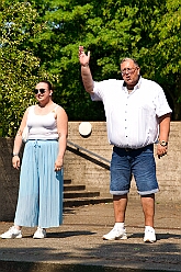 Sommerfest MarxlohJecken 2026-06-27 08  Bei tropischen 39° zur Premiere - Es war die erste „Sommer-Party“ der Marxloher-Jecken. Unter dem Motto „Feiern mit Freunden“ wurde auf dem Gelände der GGS „Am Mattlerbusch“, neben dem Niederrheinischen Karnevalsmusem, die Sommerfestpremiere gefeiert. Mit guter Laune und einer Super Stimmung wurde der Hitze getrotzt. : DVPJ, Toni I, Jules I., Prinz Karneval, Prinz, Prinzessin Aileen I., Hofmarschälle, Page, Pagen, Paginnen, HDK, Duisburg, Karneval, Helau, Tollität, Event, Session 2025, Session 2025, HDK Duisburg, Hauptausschuss, Hauptausschuss Karneval Duisburg, Duisburg ist echt