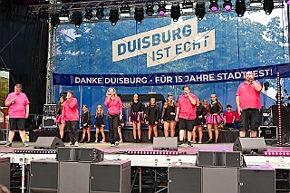 SommerBiwak 2026- 07-19 06  Sommerbiwak in der City - Die Premiere des Sommerbiwaks vom HDK am Sonntag des Duisburger Stadtfestes war vor 11 Jahren. In diesem Jahr präsentierte sich der HDK auch mit einem bunten Programm auf der Hauptbühne vor dem City-Palais. In diesem Rahmen stellten wir unsere Aktion für die Unterstützung der „Jecken Kids“ vor. : DVPJ, Toni I, Jules I., Prinz Karneval, Prinz, Prinzessin Aileen I., Hofmarschälle, Page, Pagen, Paginnen, HDK, Duisburg, Karneval, Helau, Tollität, Event, Session 2025, Session 2025, HDK Duisburg, Hauptausschuss, Hauptausschuss Karneval Duisburg, Duisburg ist echt