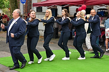 Sommeref KVO 2026- 09-05 05  Endspurt bei den Sommerfesten - Am Samstag besuchten wir eins der letzten Sommerfeste. Wir waren vor „Senftöpfchen“ an der Röttgersbachstraße bei der KVO zu Gast. : DVPJ, Toni I, Jules I., Prinz Karneval, Prinz, Prinzessin Aileen I., Hofmarschälle, Page, Pagen, Paginnen, HDK, Duisburg, Karneval, Helau, Tollität, Event, Session 2025, Session 2025, HDK Duisburg, Hauptausschuss, Hauptausschuss Karneval Duisburg, Duisburg ist echt